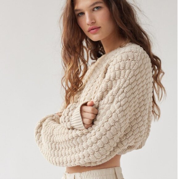 Milk It Glare Knit Cutout Sweater Size 8 - Picture 13 of 15